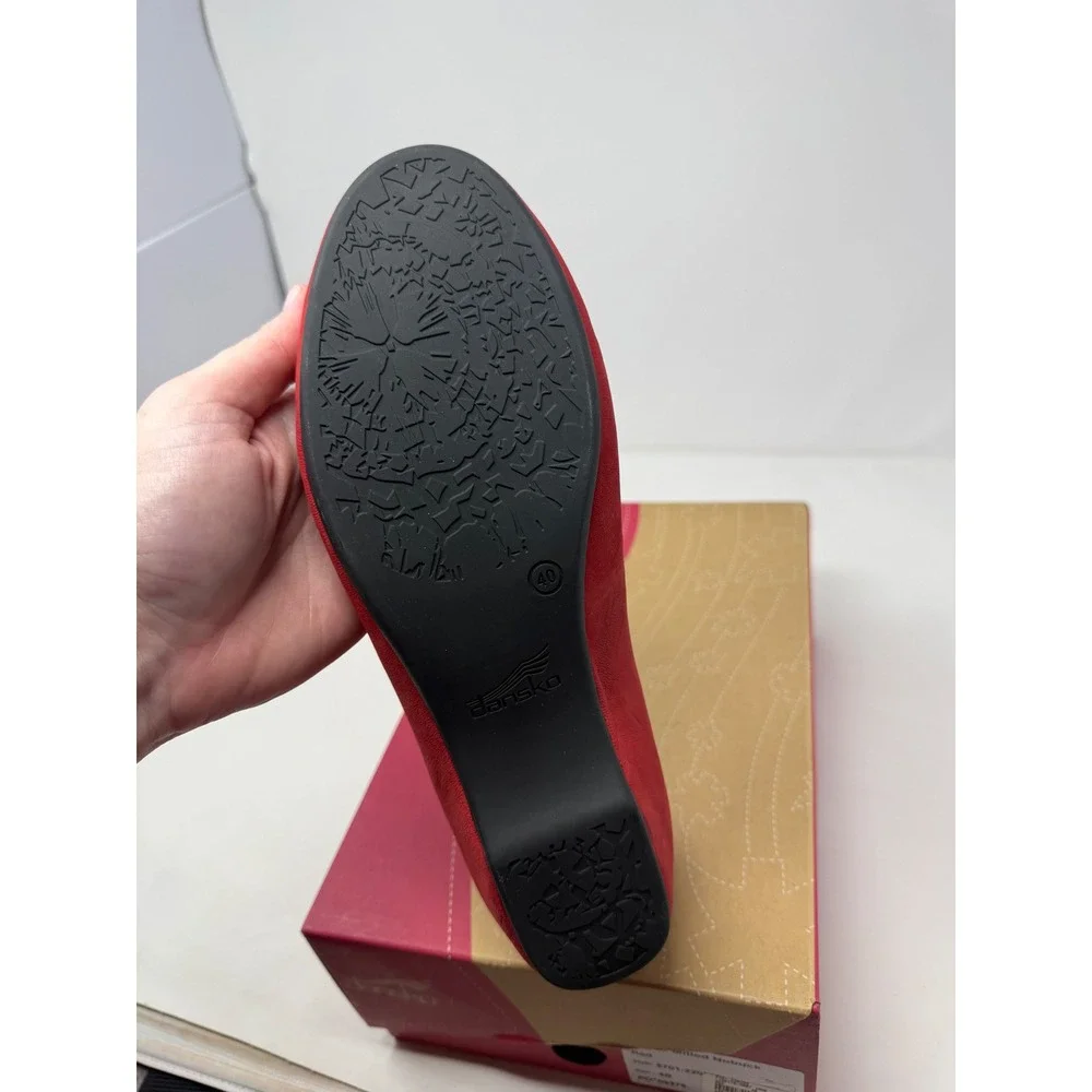 Dansko Linette Red Milled Nubuck Mary Jane Heels Womens 40 5701-220200